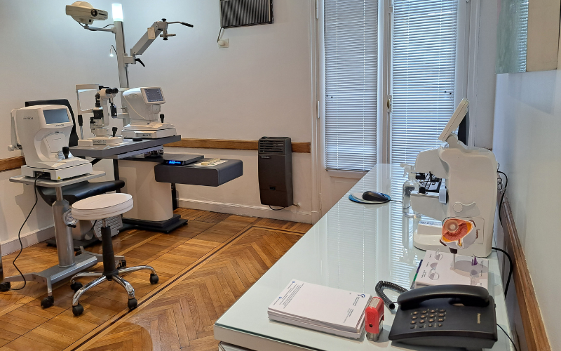 Dr Alejandro Coussio Centro de Oftalmologia